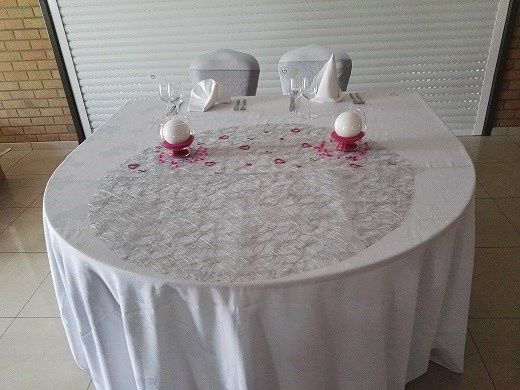 Table en demi-lune