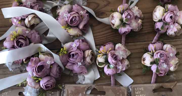 Boutonnières et bracelets fleurs - 2