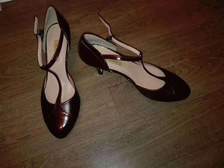 Besoin d'aide pour les chaussures! - 1