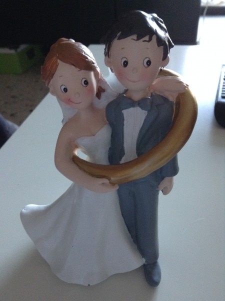 Couple sur pièce montée