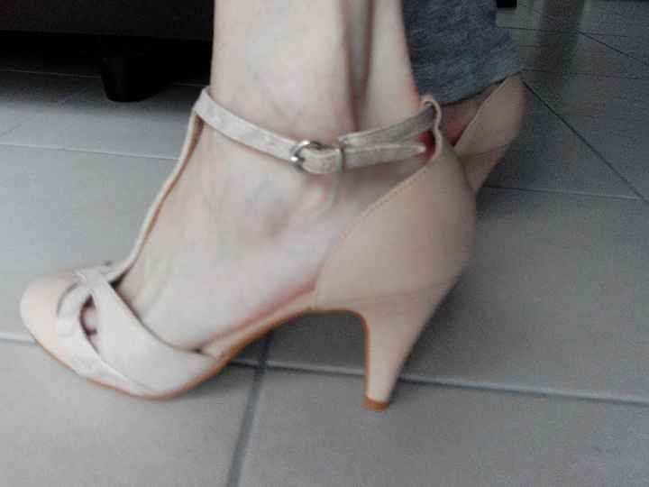 A vos chaussures !! Montrez-moi, vos jolis souliers - 1