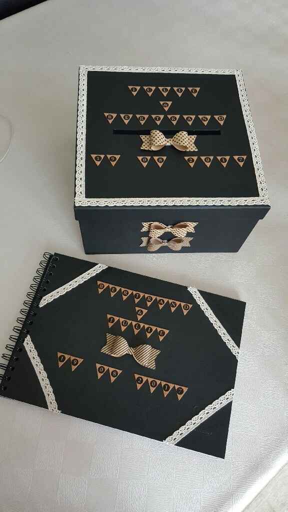 Notre livre d'or et urne fait maison - 1