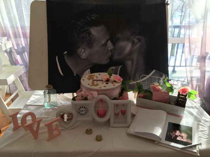 Essaie de table urne et livre d’or - 1