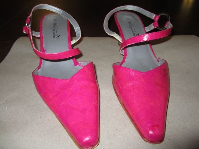 mes chaussures fushia customisées