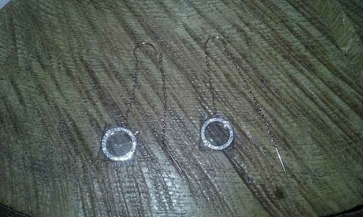  J'ai trouvé mes boucles d'oreilles - 2