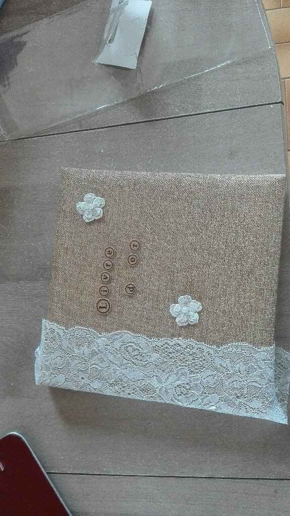 Urne et livre d'or - 1