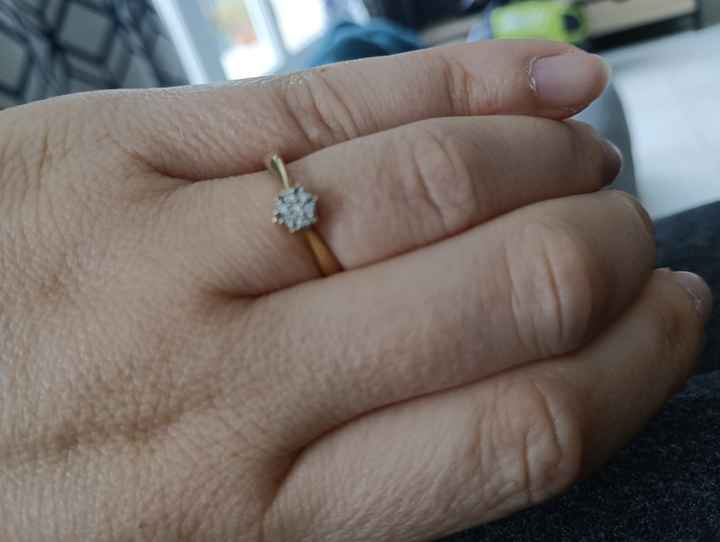 Ta bague de fiançailles sur le Pinterest de Mariages.net ça t'intéresse ? ❤️ - 1