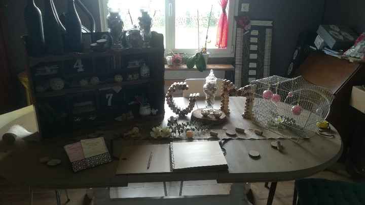 J-85 déco table livre d or validée - 2