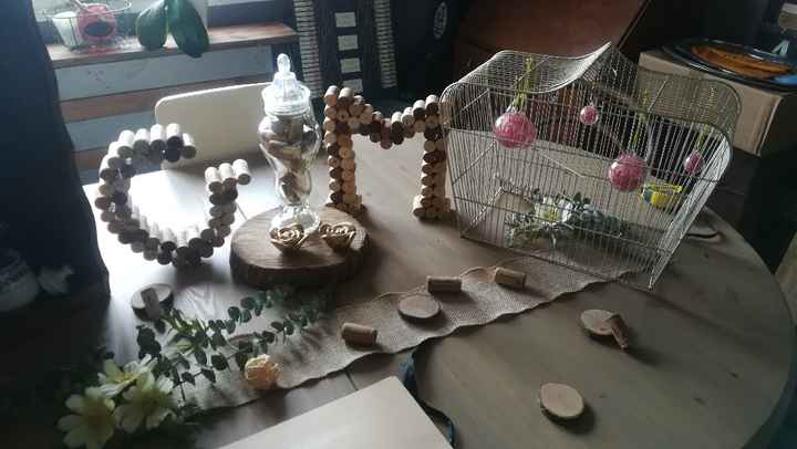 J-85 déco table livre d or validée - 3