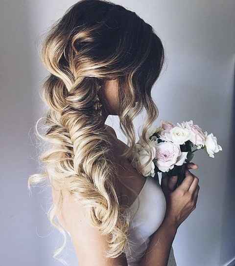 Cheveux attachés 🆚 cheveux détachés ❓ - 2