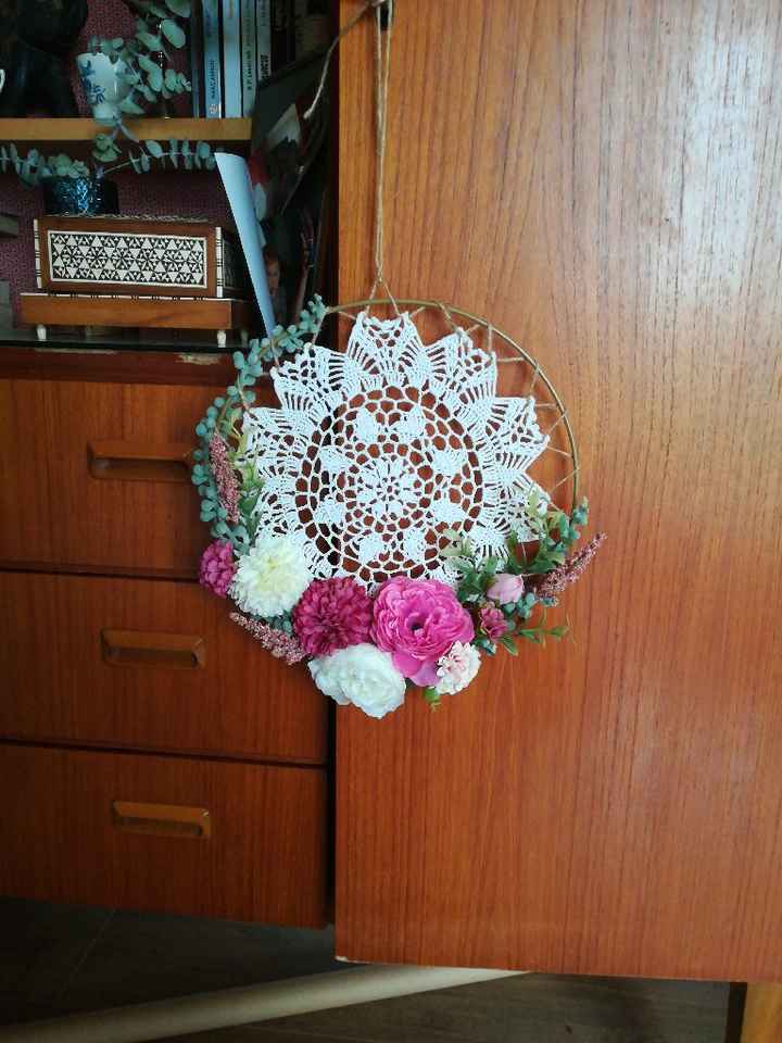 Suspension chaises des mariees - 1