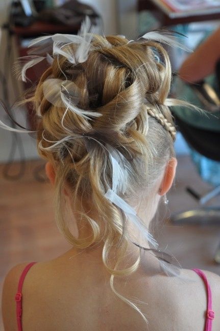 Coiffure demoiselle
