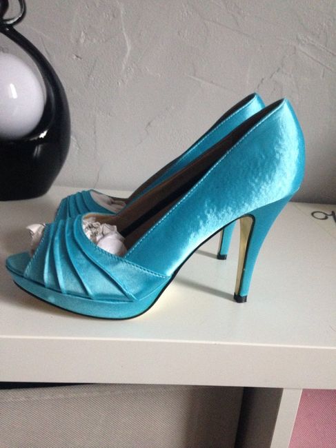 Vend chaussure turquoise  - 1