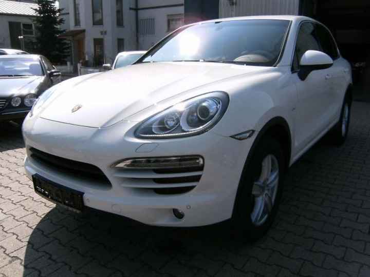 VOITURE