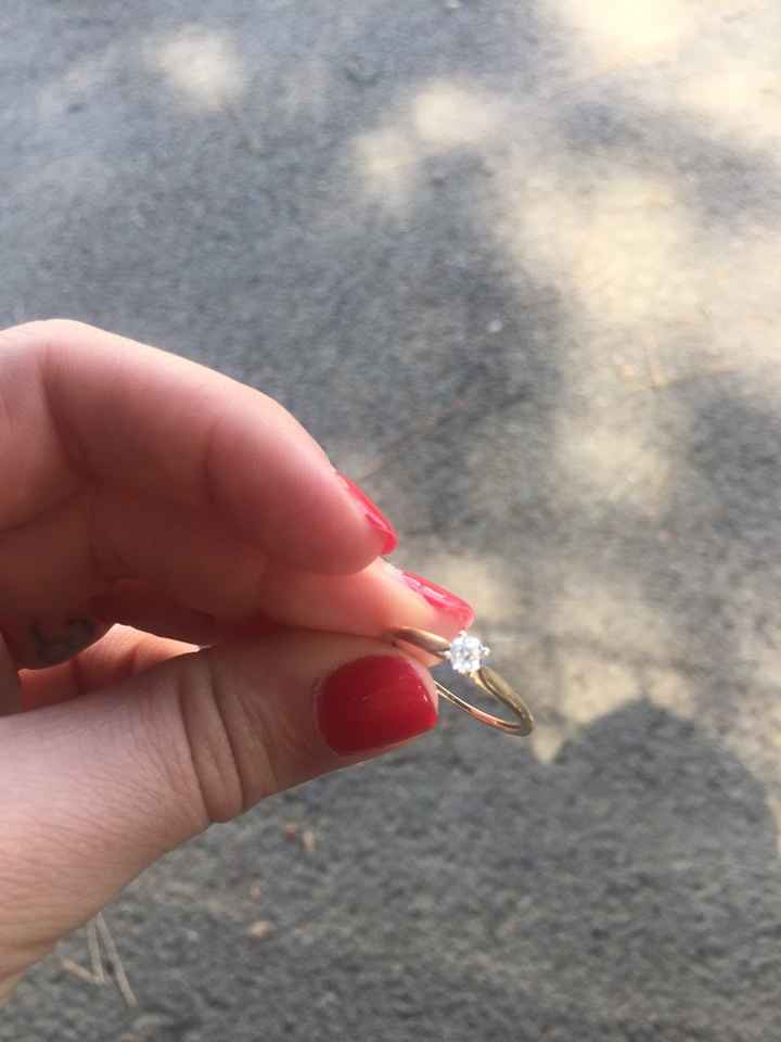 Et vous à quoi ressemble votre bague de fiançailles ? - 1