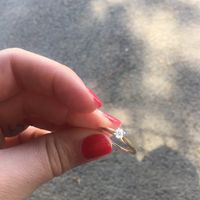 Et vous à quoi ressemble votre bague de fiançailles ? - 1