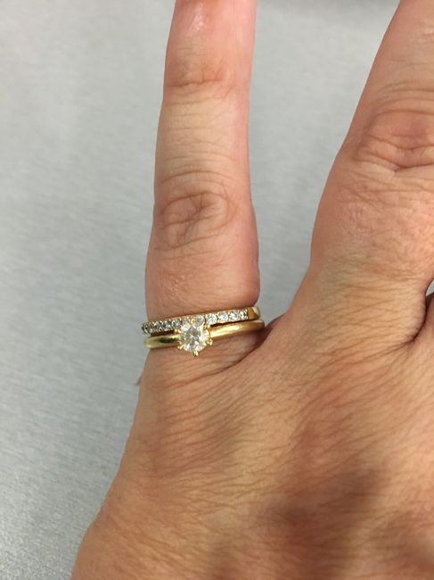 Est-ce que votre alliance et votre bague de fiançailles s’emboîtent ? 5