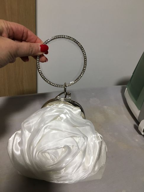 Une pochette pour la mariée ? Je prends mon téléphone ? 3
