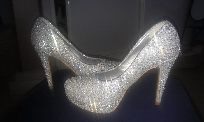 mes wedding shoes