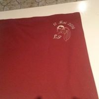 la serviette bordeau