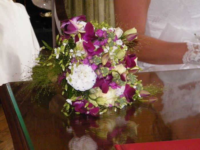 Bouquet de mariage blanc et violet