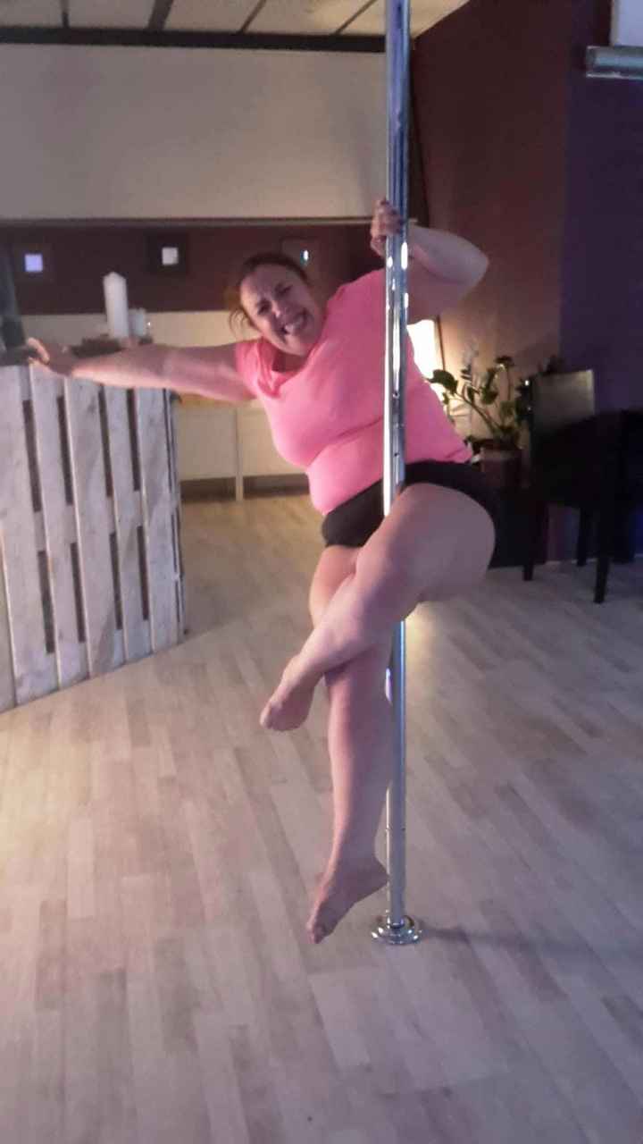 Pole dance