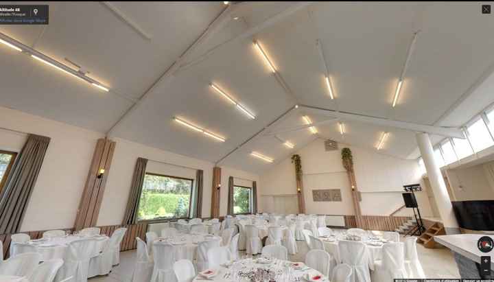 Salle du repas, je n'aime pas ce plafond