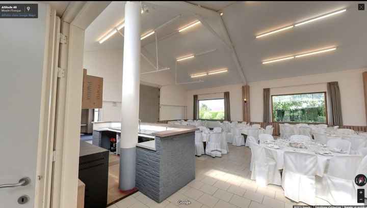 Vue entre la salle du VH + autre petite salle donnant sur la principale (c'est un complexe sur trois