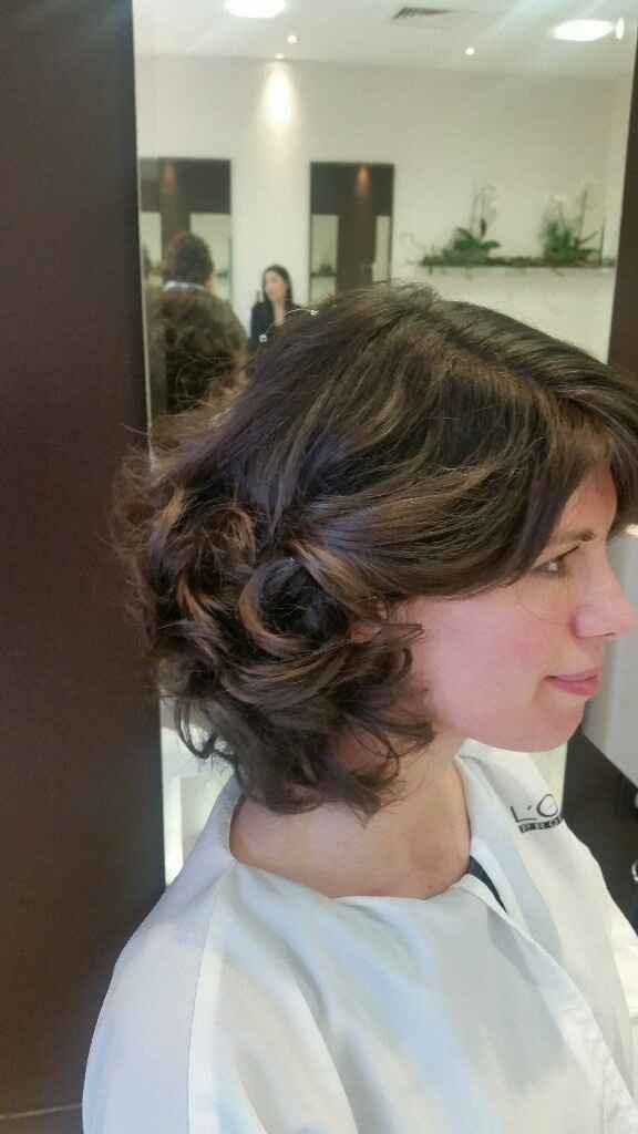 Au secours chignons cheveux carrés - 1