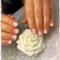 Tu valides la french manucure ? - 1