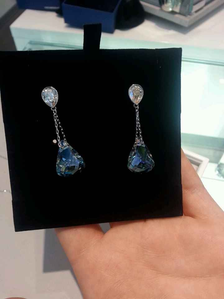 Est ce que ces bijoux iront avec ma robe? - 3