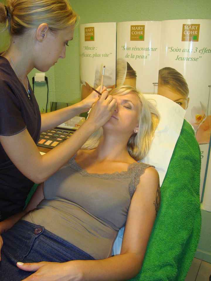 maquillage chez l'esthéticienne
