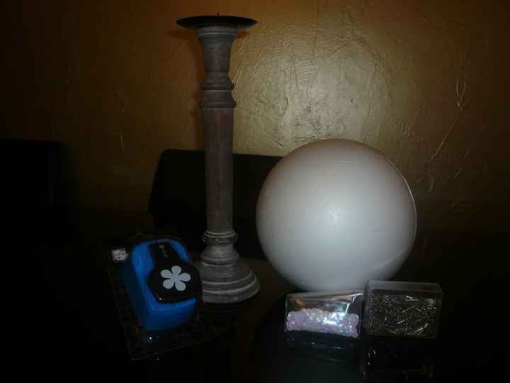 de quoi fabriquer mes boules de fleurs mais en papiers !