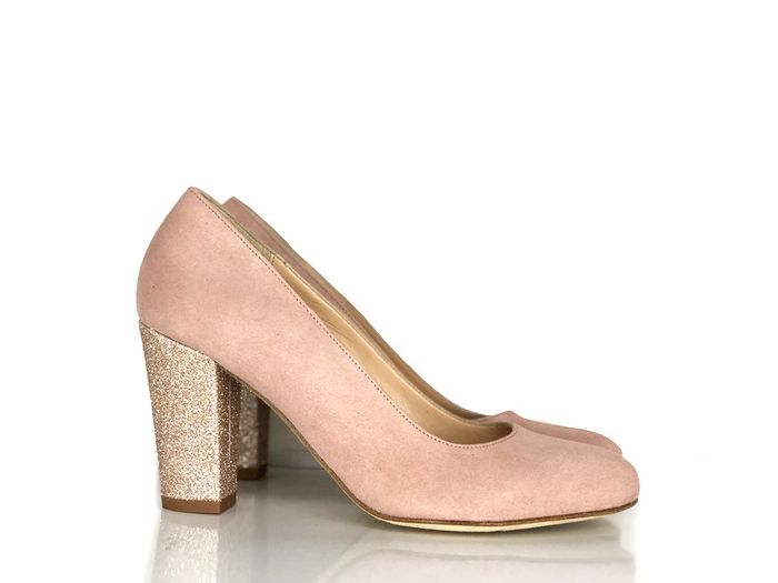 Chaussures Blanches ou Vieux rose, mon coeur balance 4