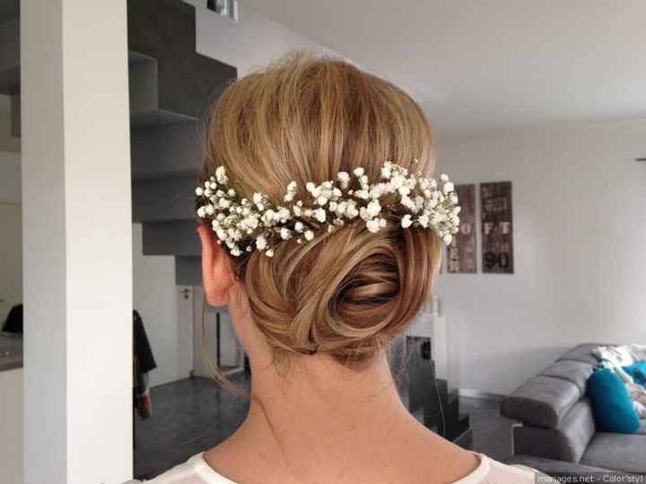Coiffure avec ou sans fleurs ? - 9