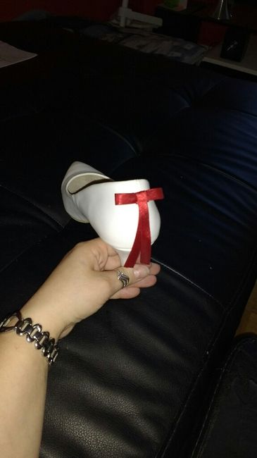 Montrez moi vos chaussures - 1