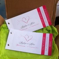 De quelle couleur sont vos invitations ? - 1