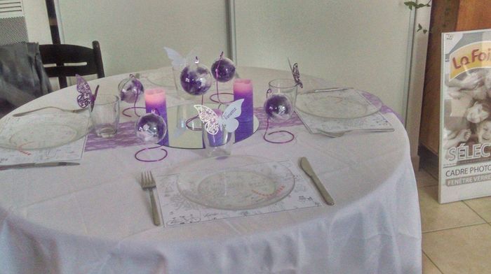 Essais table des enfants sans pétales 