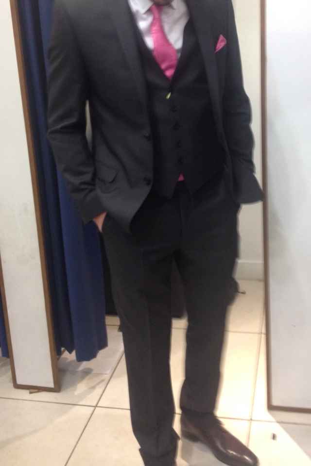 Surprise pour le costume? - 2