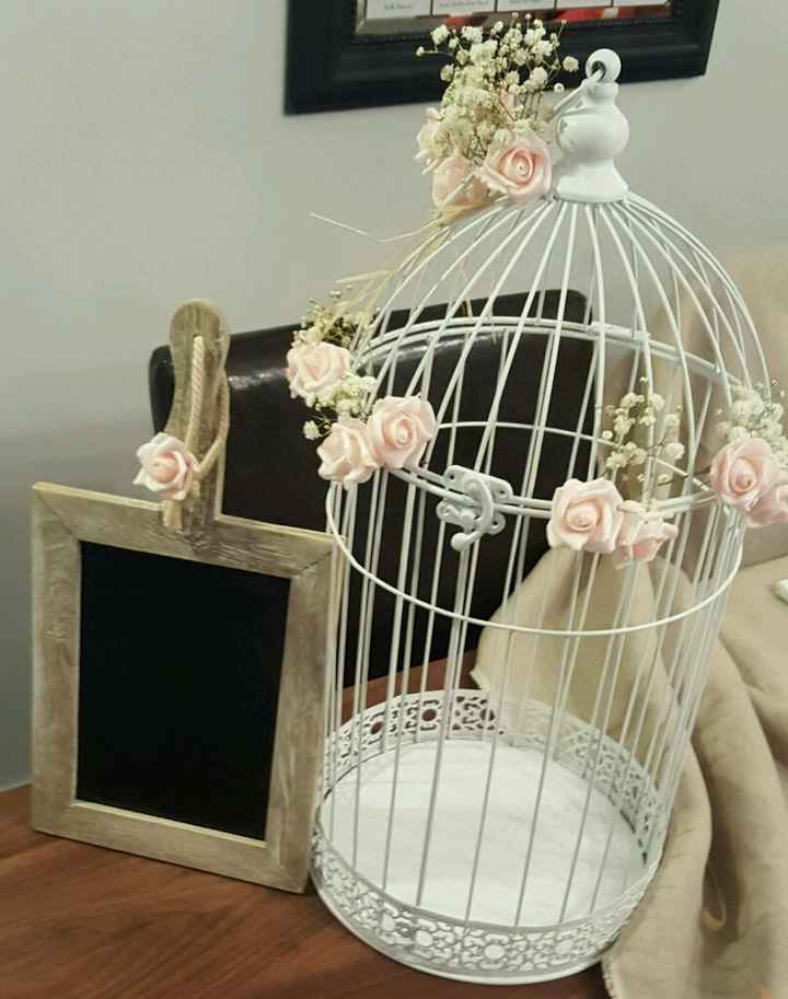 Qui a des idées pour urne theme romantique chic - 1