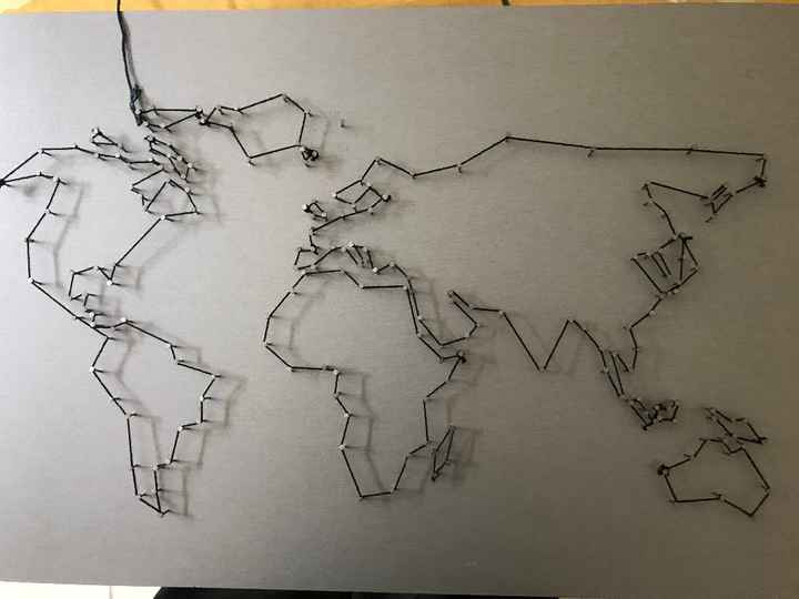 étape 3 : c'est parti pour croiser le fil dans tous les sens