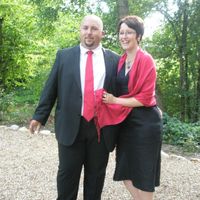 à un mariage d'amis proches 