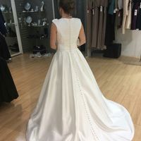 Essayage retouches à Pronuptia - 2