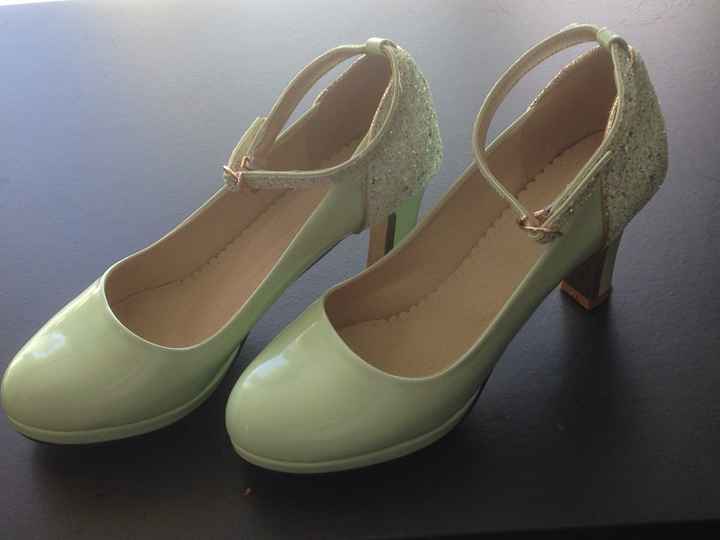 Chaussure : quelle couleur? - 1