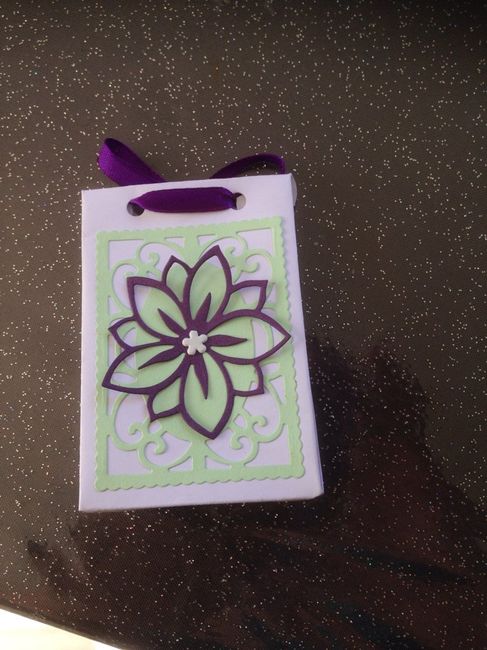 Dragées ou cadeau original pour les invités - 1