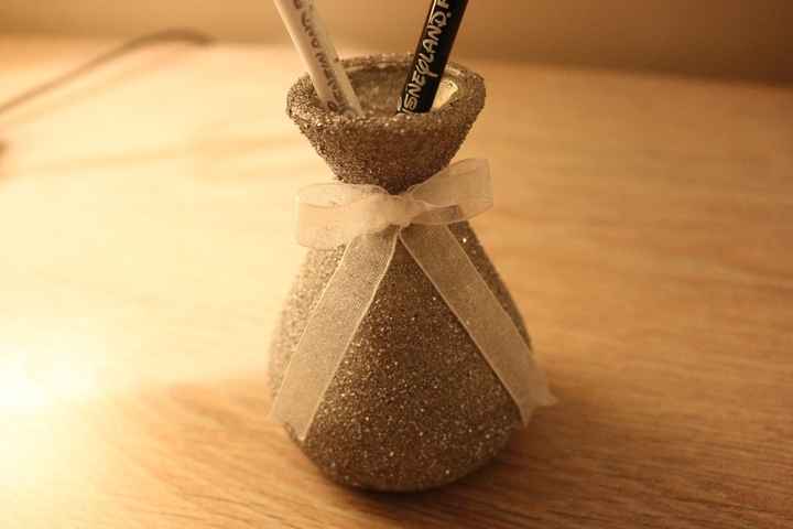 Notre pot à crayons pour livre d'or DIY