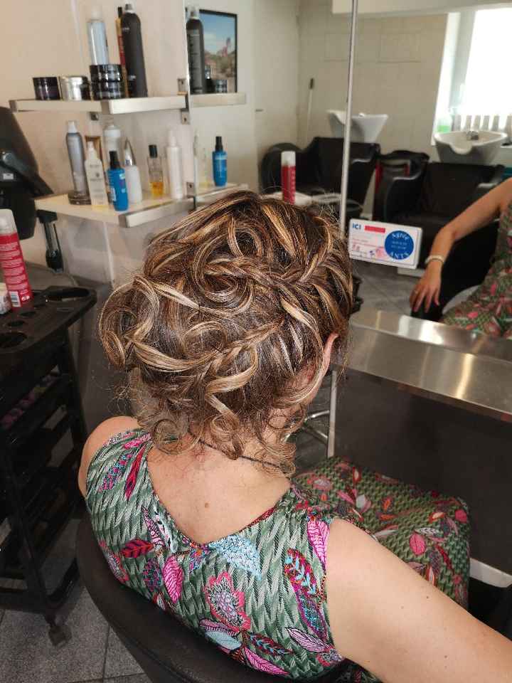 2Eme essai coiffure valide👍 - 3