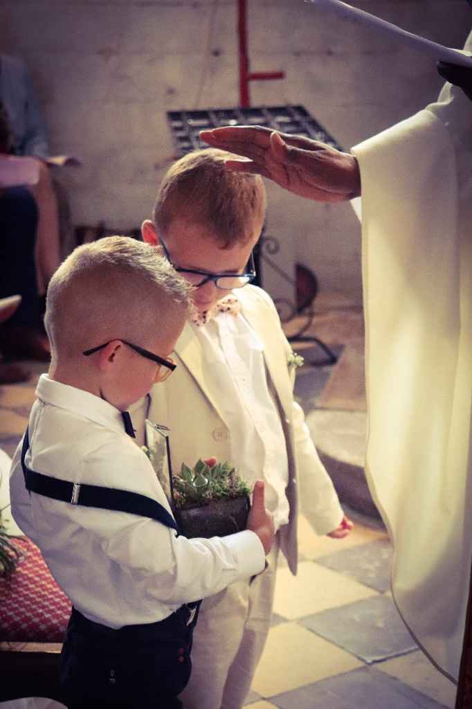Les enfants ouvrent la cérémonie de mariage 👰🏻 - 1