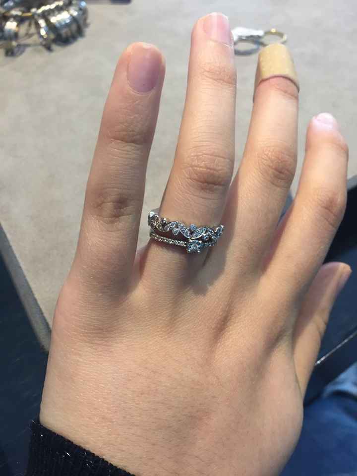 Amoureuse de nos alliance !! - 1