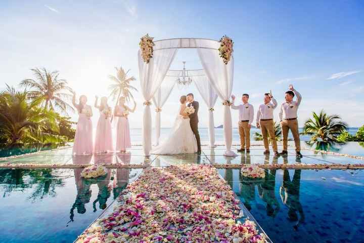 Mariage en piscine - 1